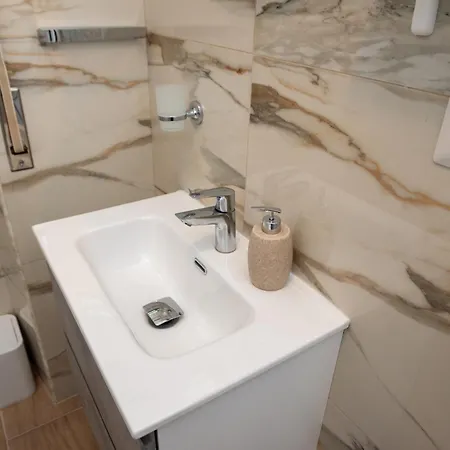 Double Next To Lungotevere Róma