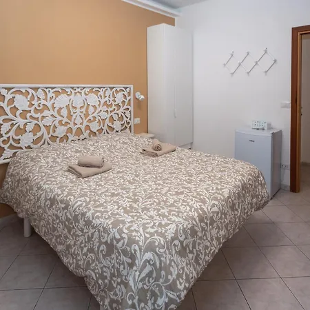 Double Next To Lungotevere